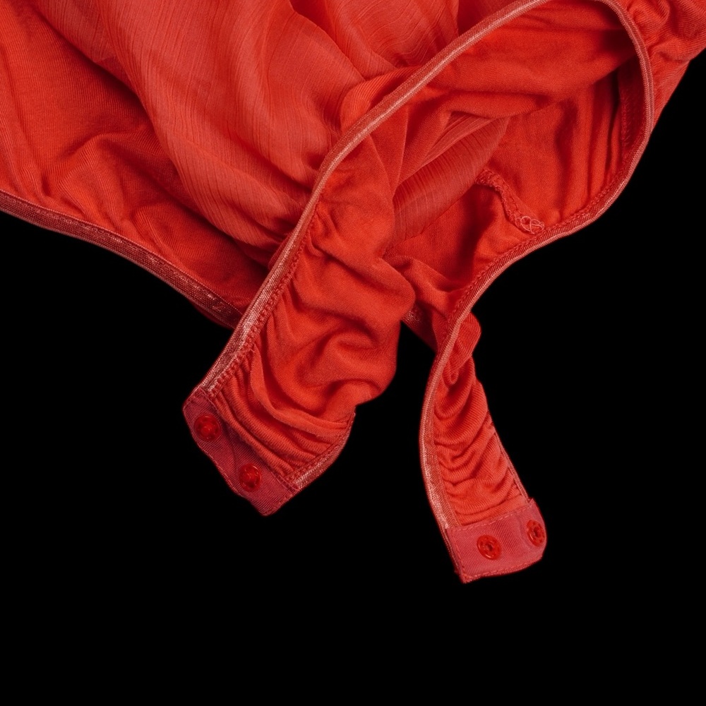 Valiant Paris Red Wrap-Style Bodysuit Blouse – Size M - Picture 11 of 17
